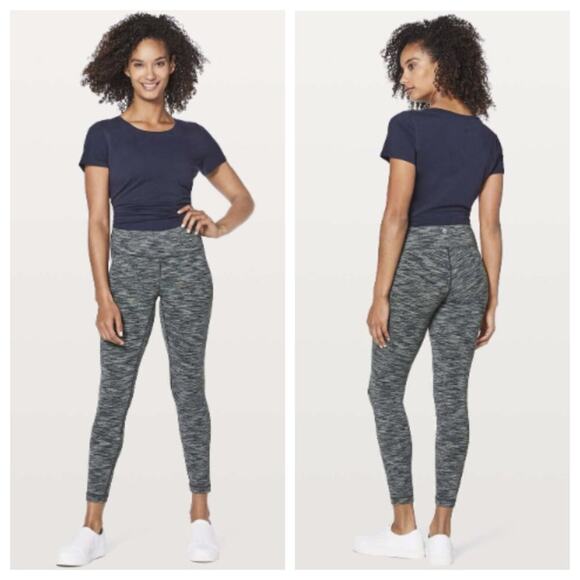 Bundle of 2 Lululemon Women's Wunder Under Hi-Rise 7/8 Tight 25" Size 8 - Picture 3 of 12